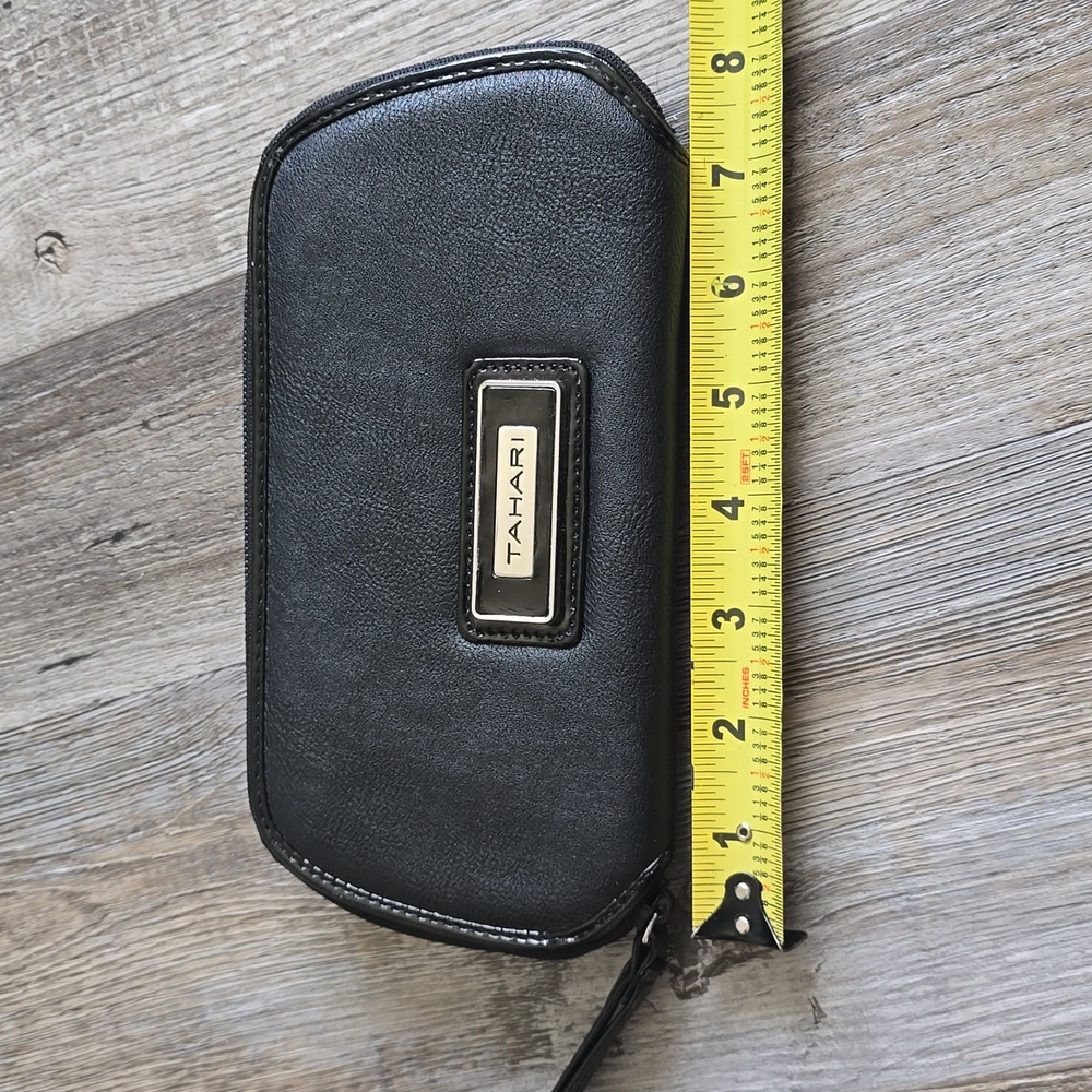 Tahari black wallet Wristlet NWOT - Picture 7 of 8
